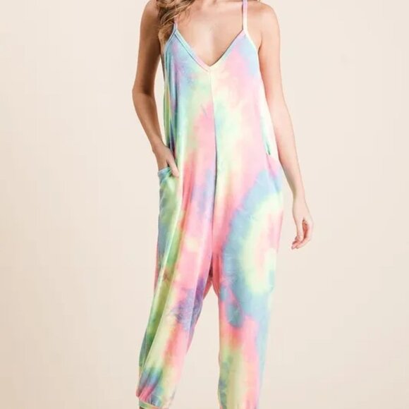 ✨NWT BiBi Tie Dye French Terry Mid-Length Casual Jumpsuit - Picture 9 of 12